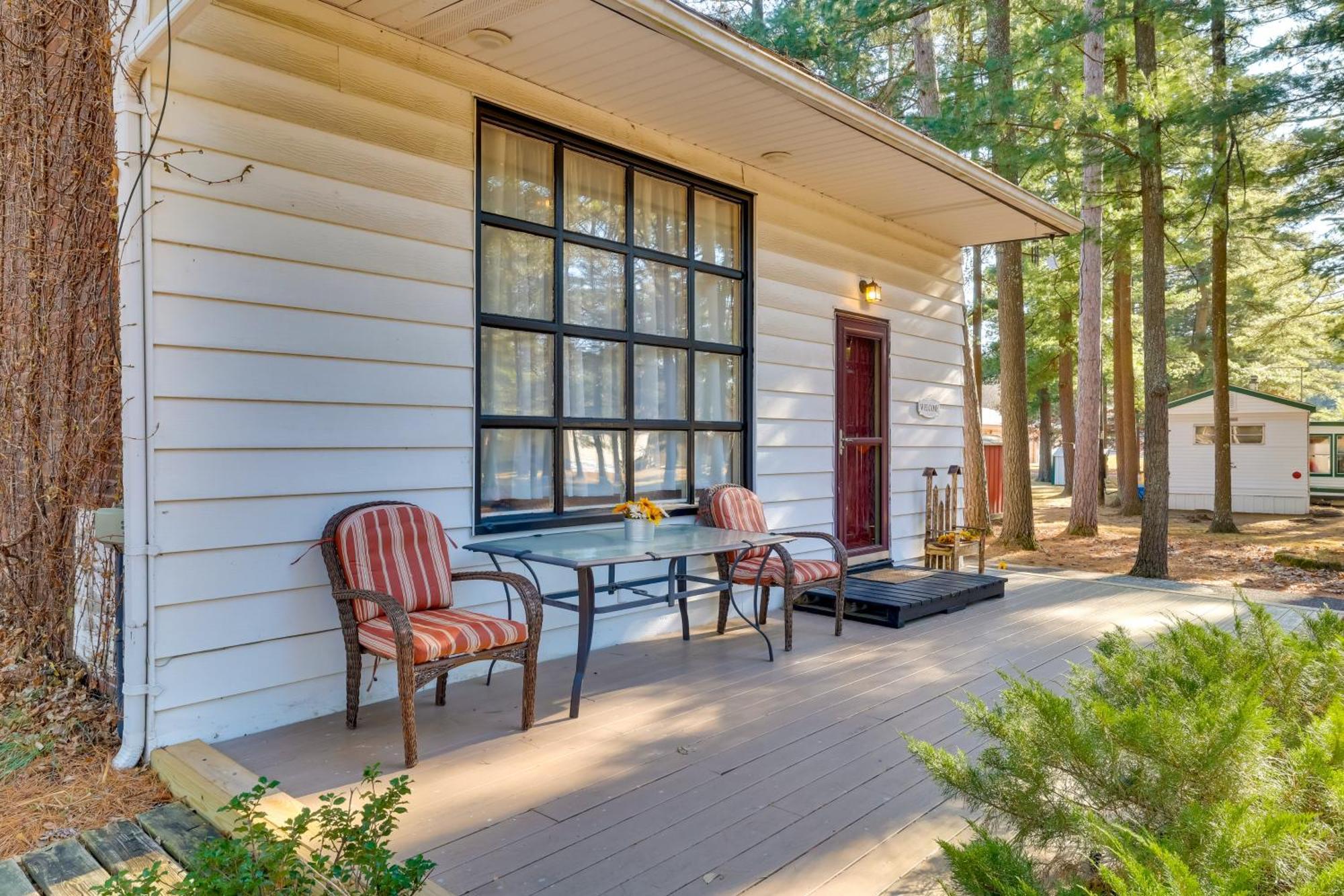 Wisconsin Cabin With Atv Trails, Near Lake Arbutus! Hatfield Exterior photo